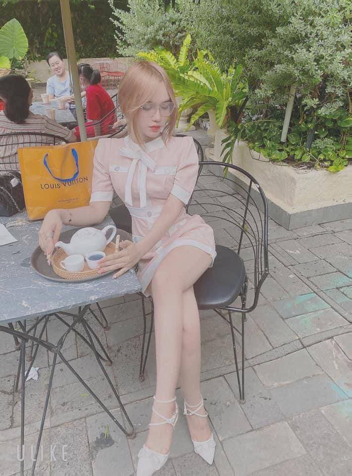 Chỉ mới 25 tuổi, trẻ trung và dịu dàng