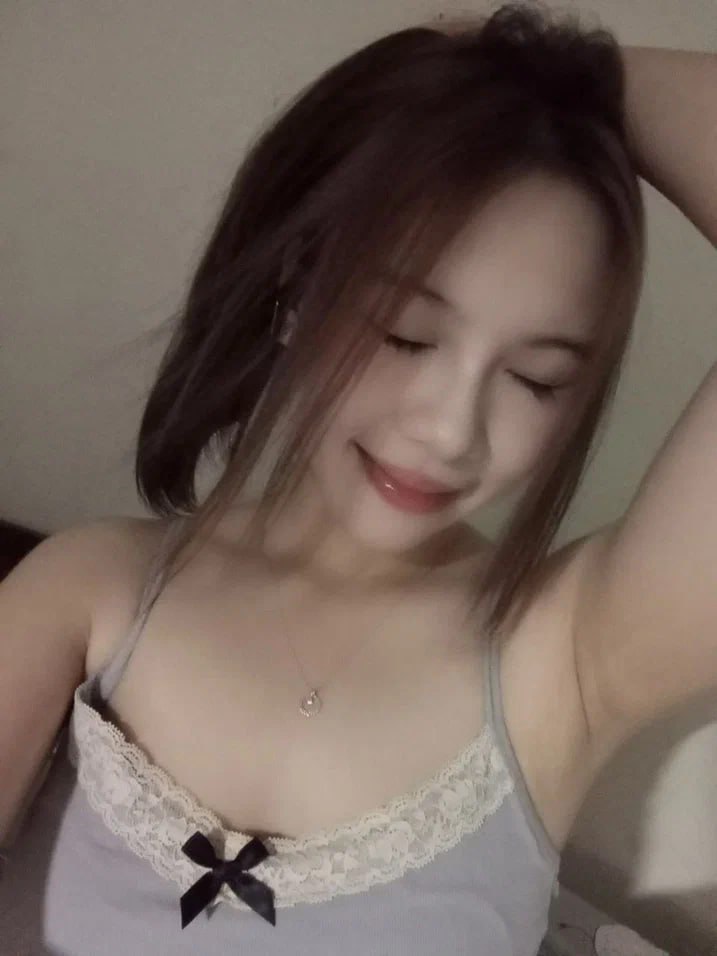 Người phụ nữ trẻ ngực bự bị xâm nhập một cách thô bạo HD play - BD HD video watch